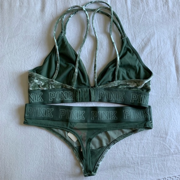 PINK Victoria’s Secret Velvet Triangle Set - Picture 3 of 4